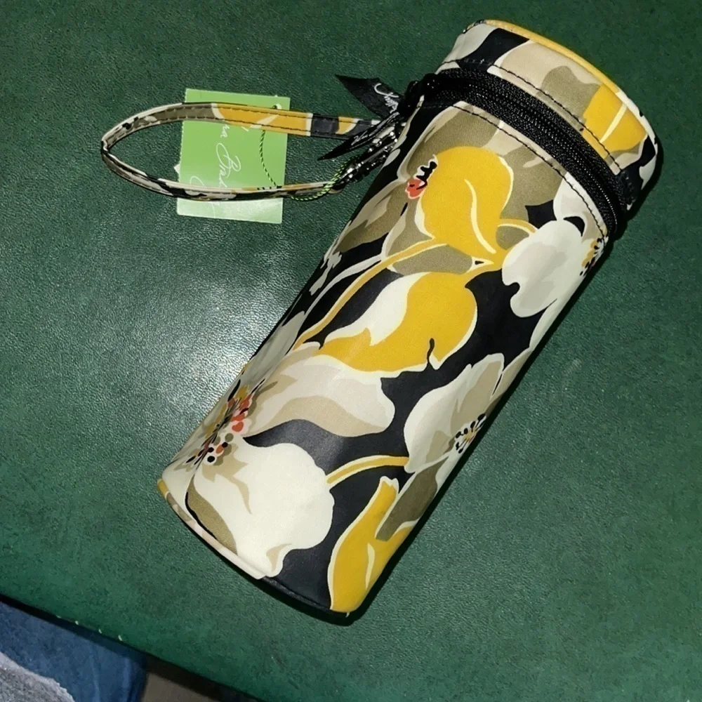 Vera Bradley NWT baby bottle‎ caddy Dogwood retired
